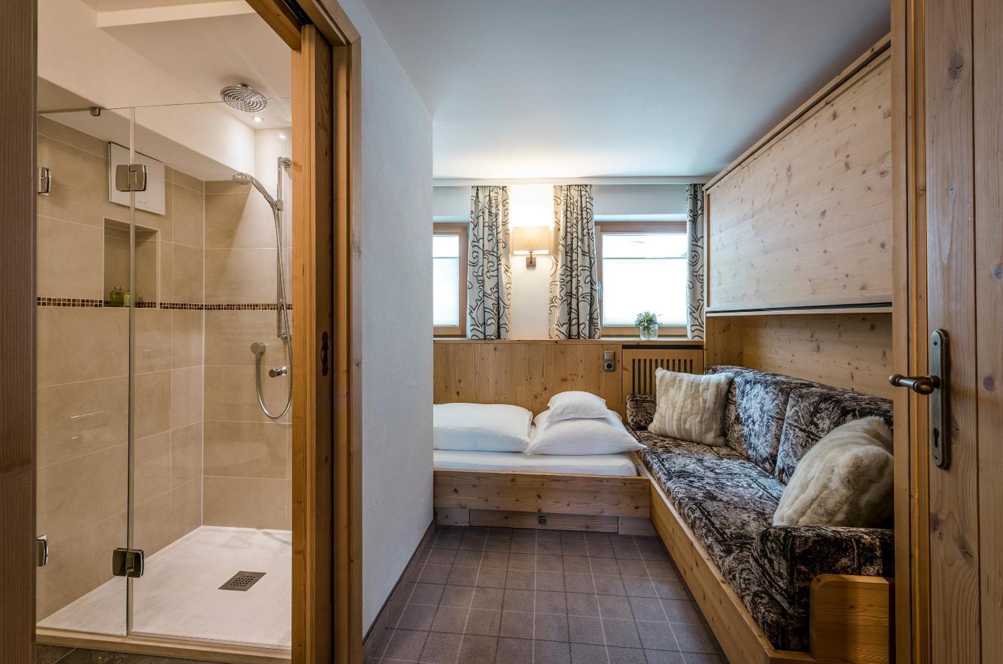 Hotel Auenhof เลคอัมอาร์ลแบร์ก ภายนอก รูปภาพ